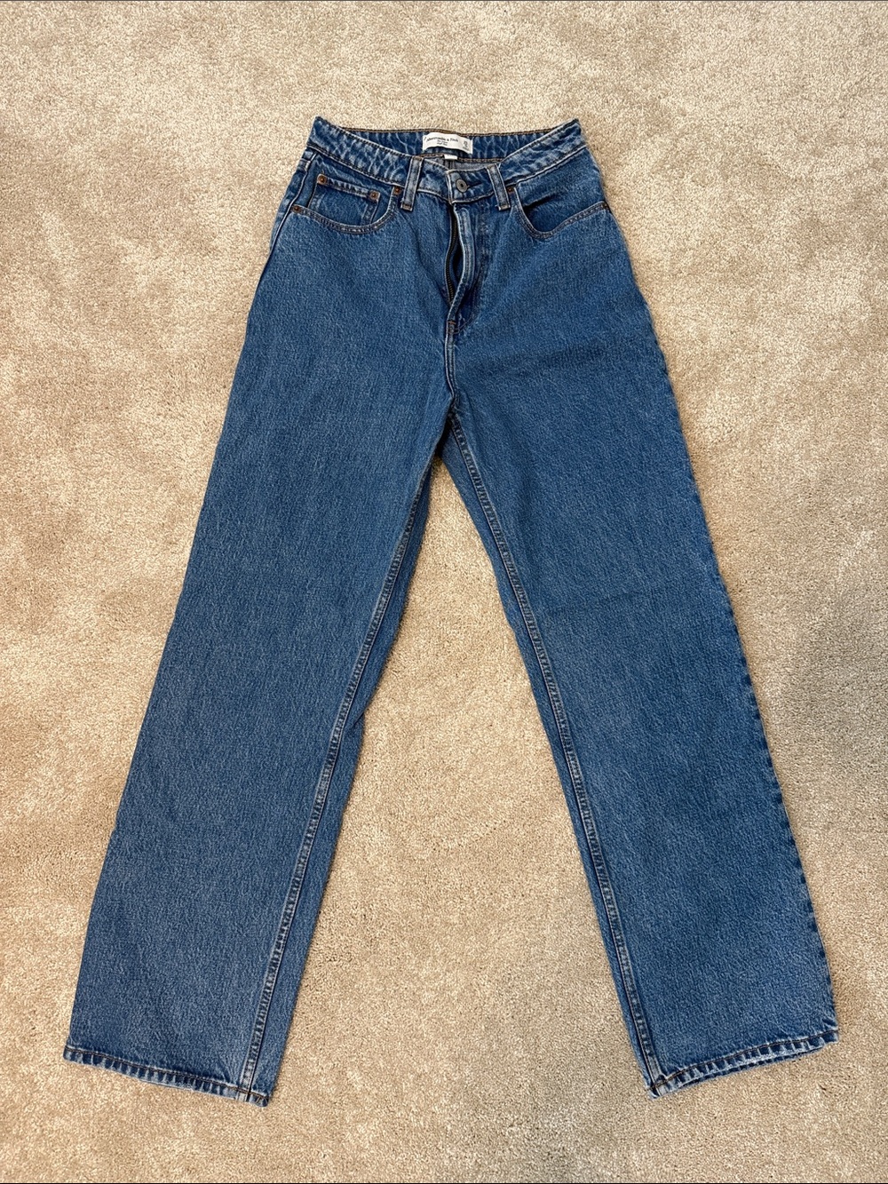 Abercrombie & Fitch Curve Love Loose High-Rise Jean